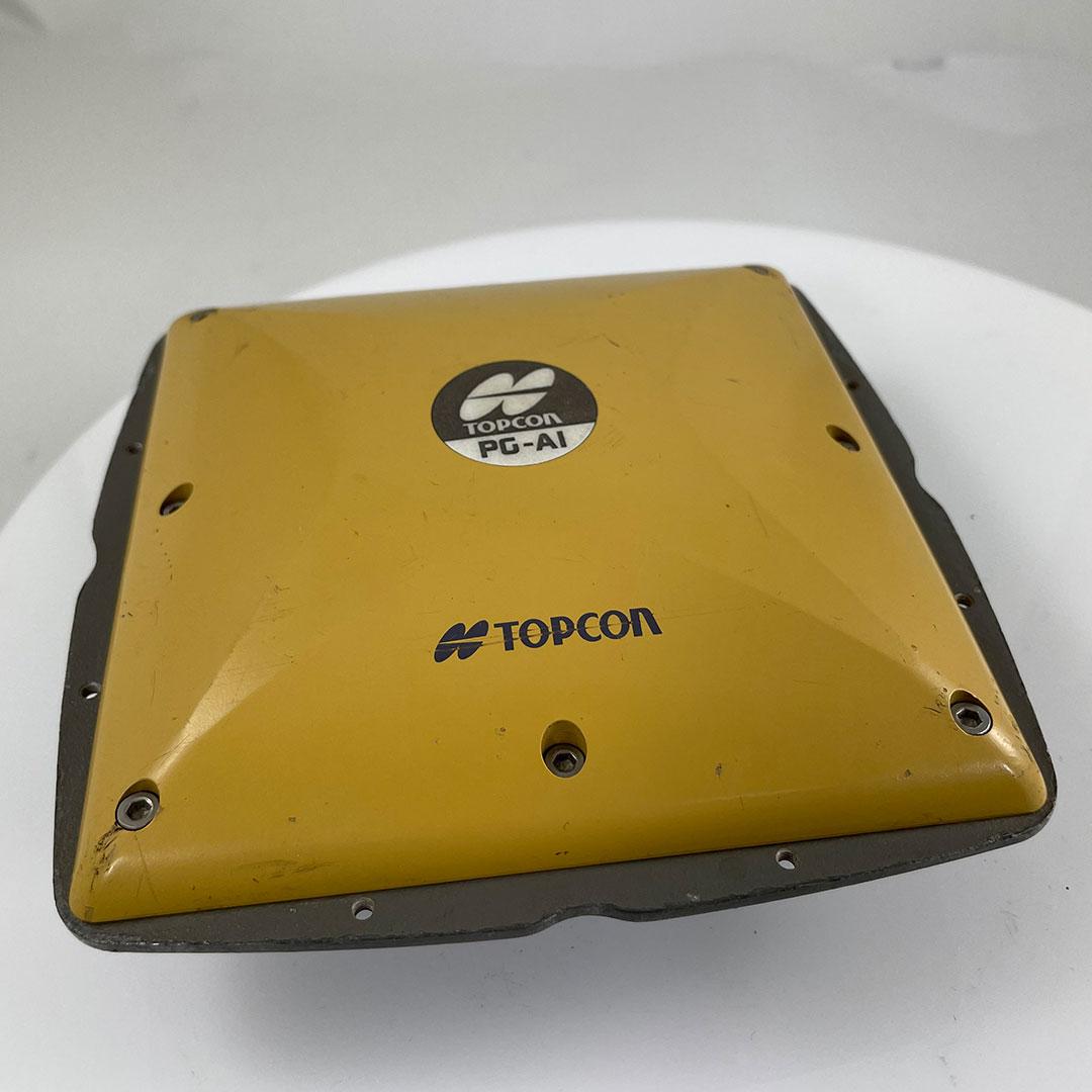 Używany odbiornik GNSS Topcon GRS 1 z anteną PG A1 rok prod 2009