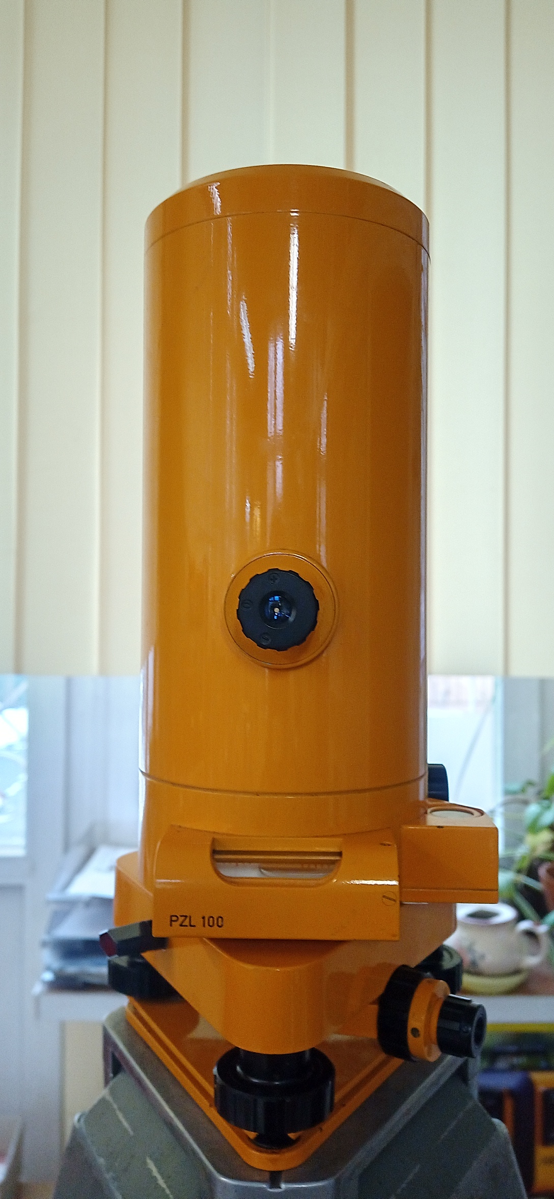 Pionownik optyczny PZL 100