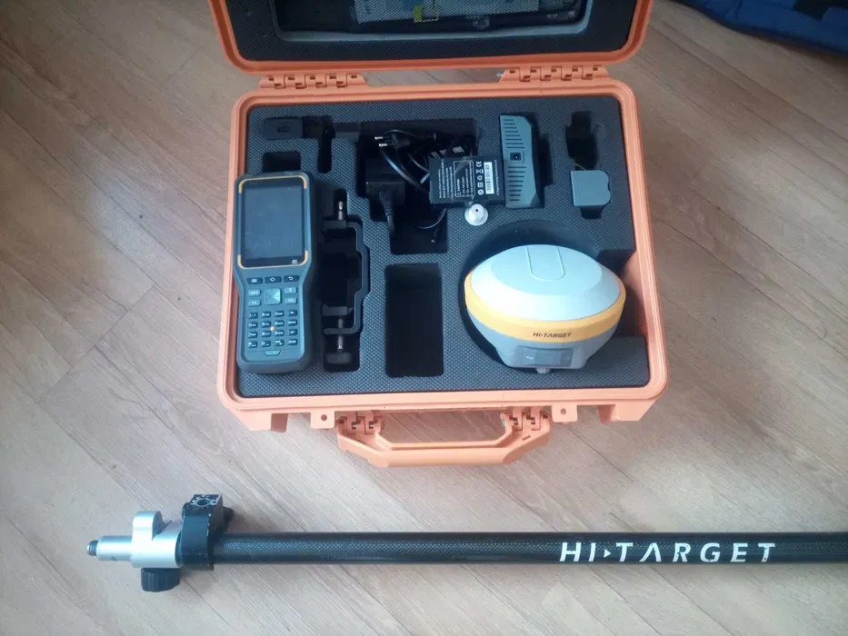 Odbiornik GNSS, GPS Hi-Taget V90 Plus