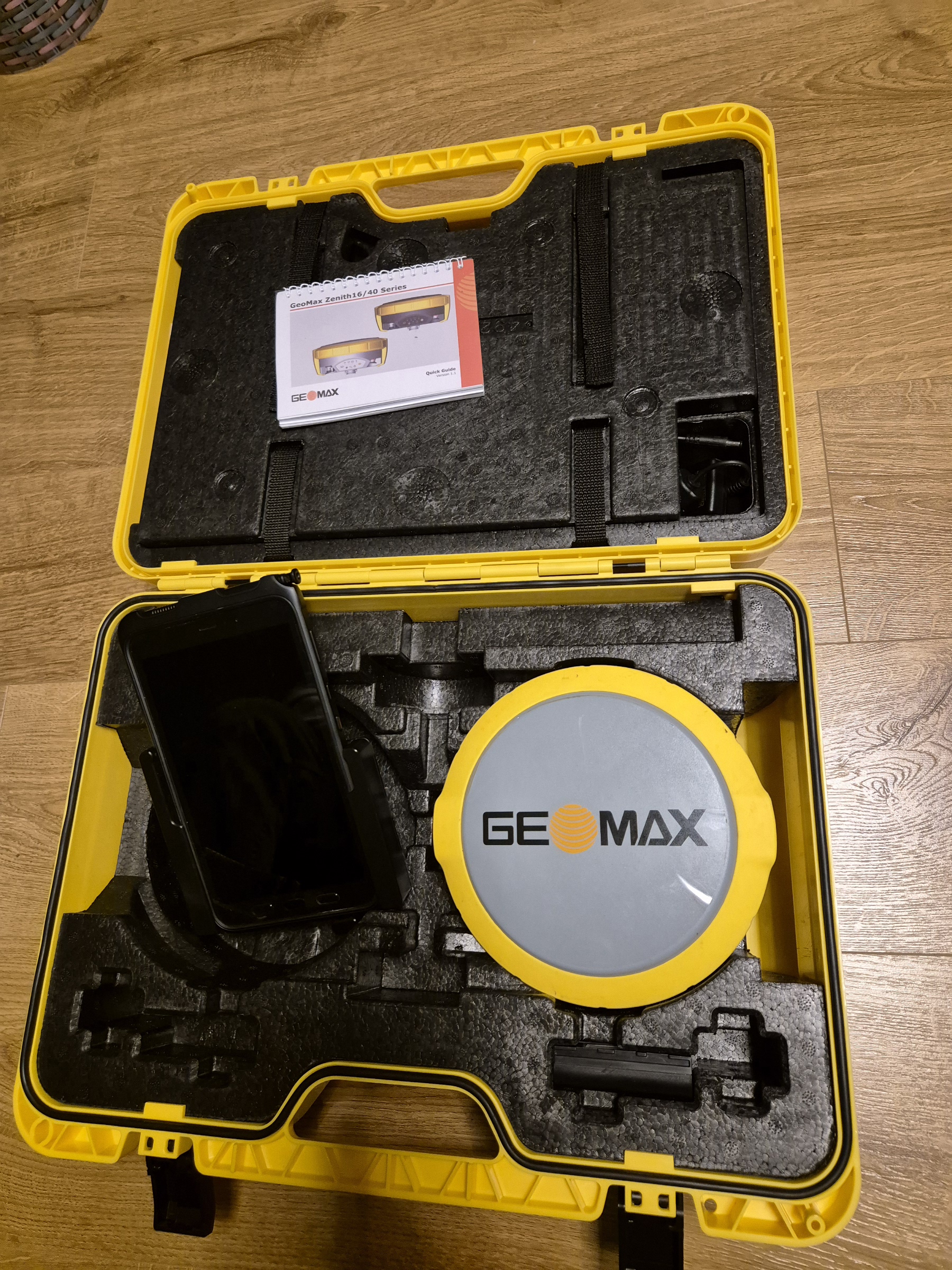 Sprzedam kompletny zestaw GPS – zenith16