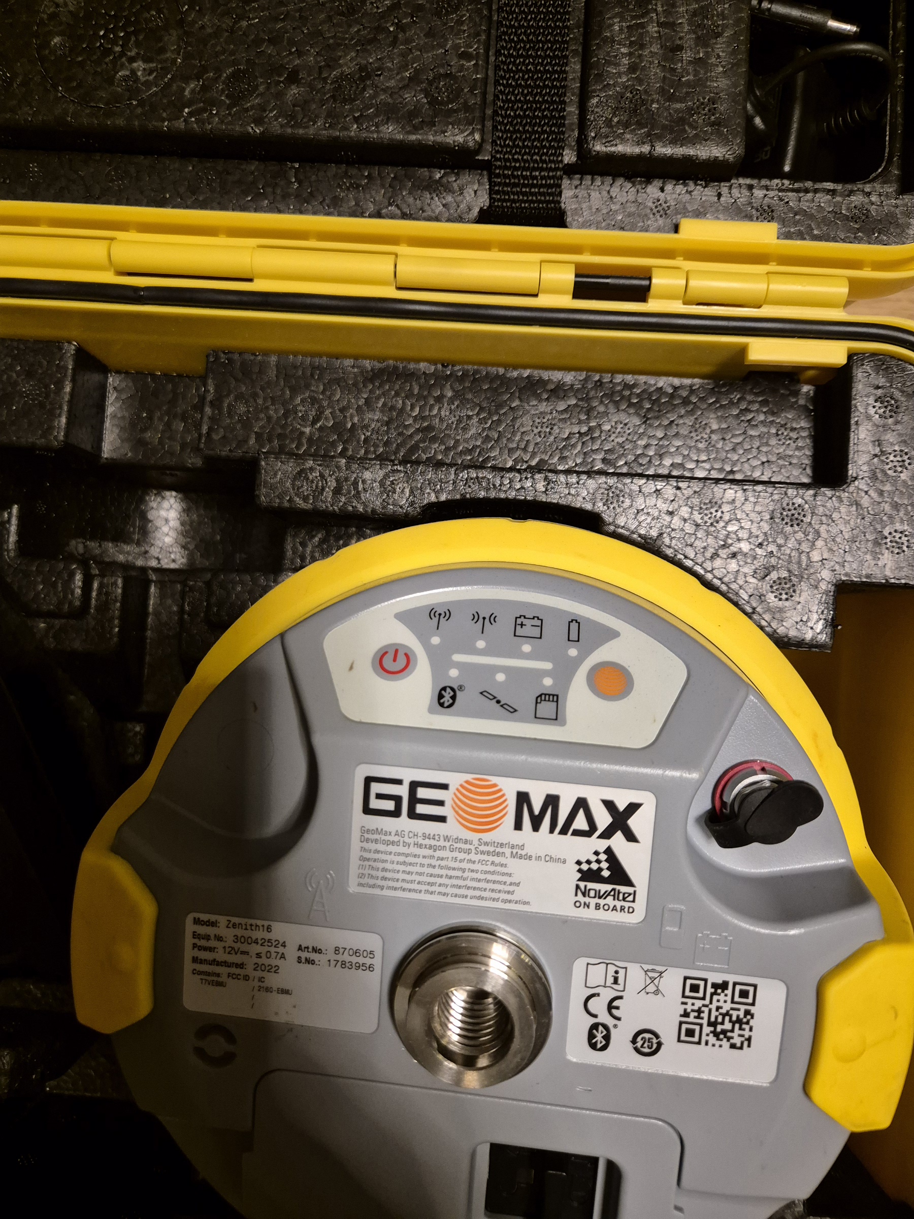 Sprzedam kompletny zestaw GPS – zenith16