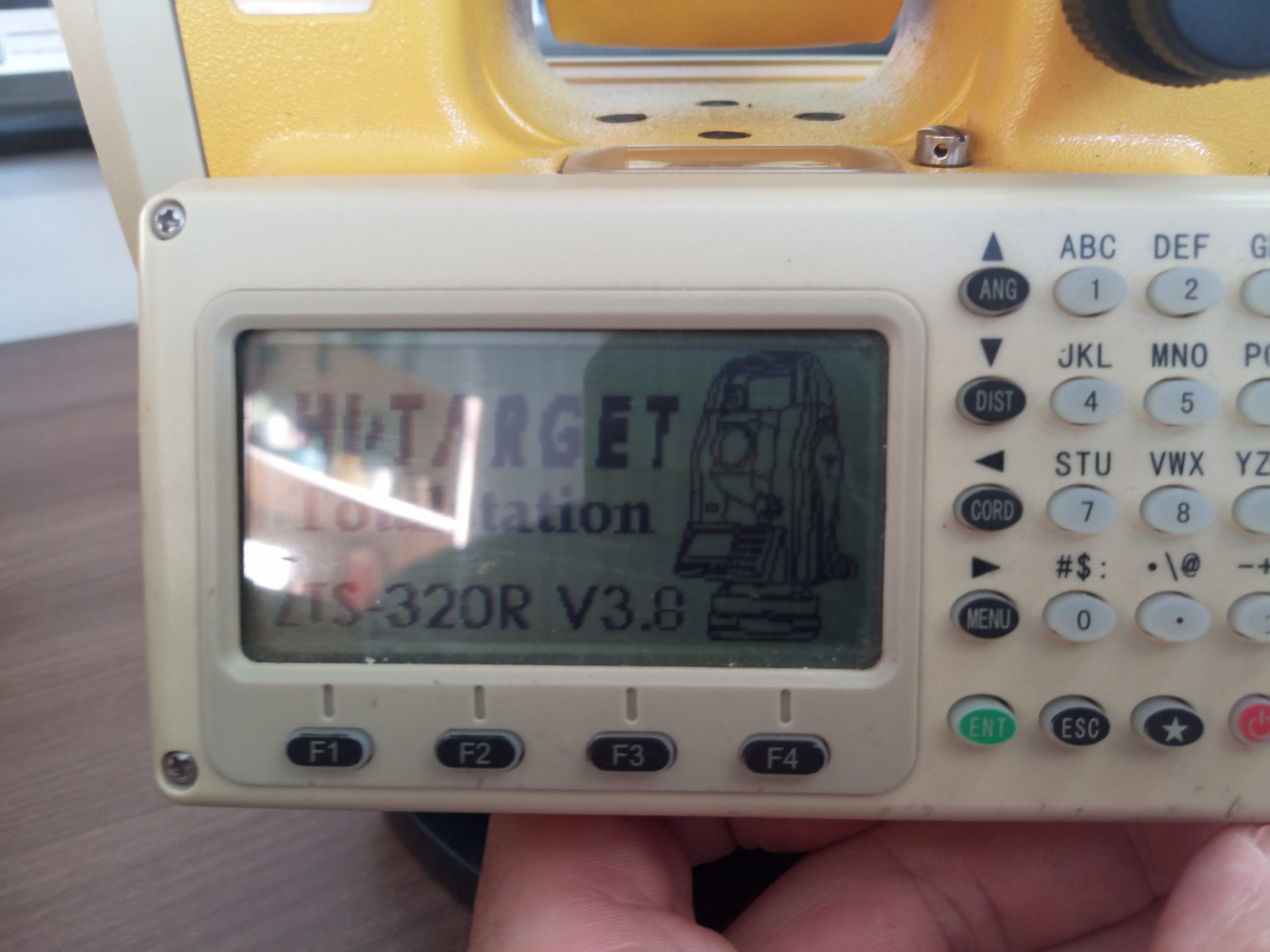 Tachimetr bezlustrowy Hi-Target ZTS 320 R