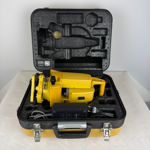 Tachimetr elektroniczny Topcon GTS-236N rok prod. 2005
