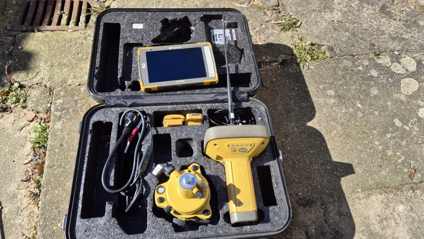 3x Topcon GR 3 2xFC200 i 1x FC5000