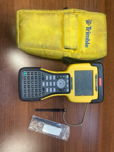 Odbiornik GNSS Trimble SPS 882 z kontrolerem TSC2