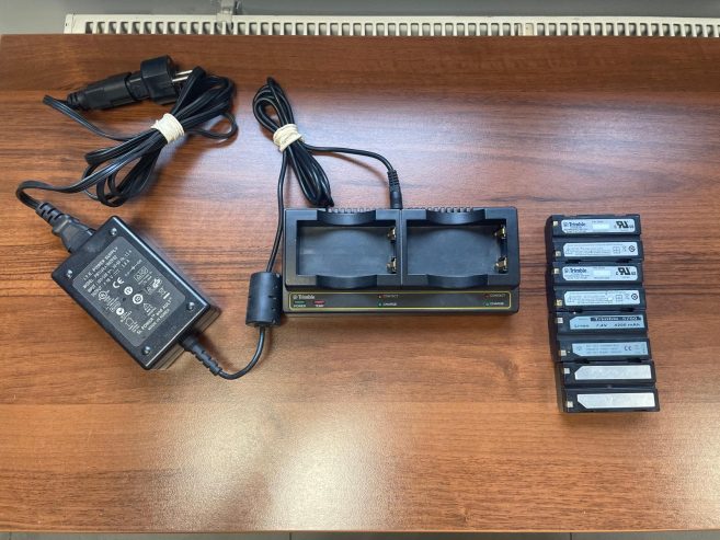 Odbiornik GNSS Trimble SPS 882 z kontrolerem TSC2