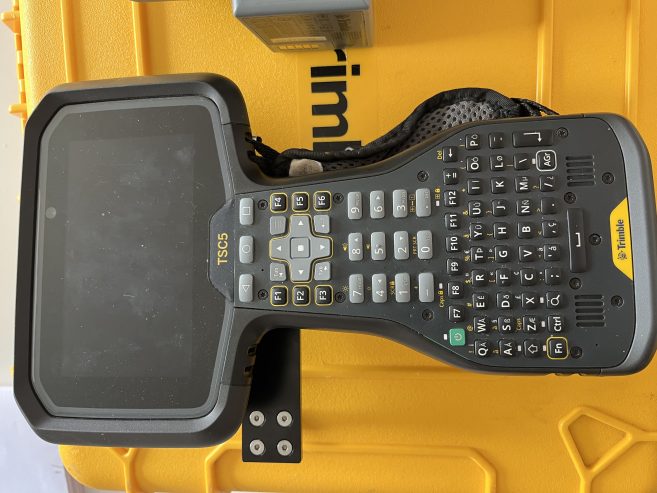 Gps trimble r12i TSC05