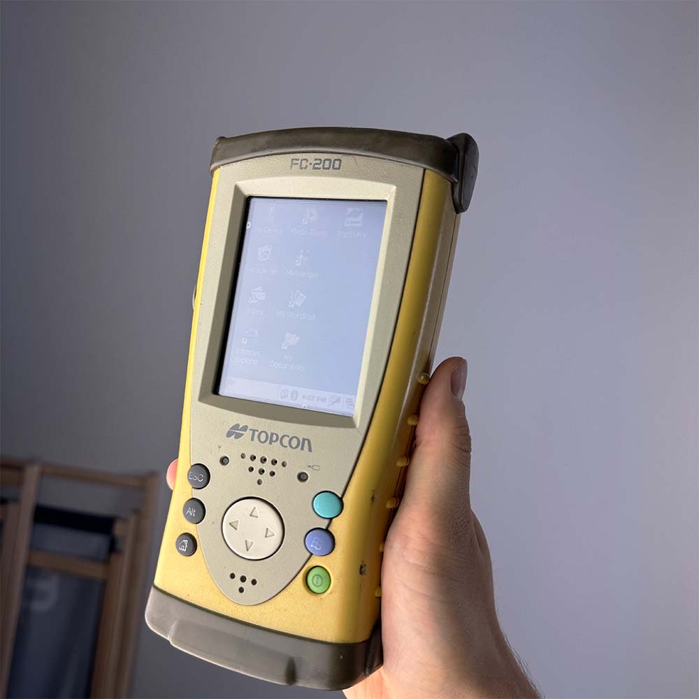 Kontroler Topcon FC-200 rok prod. 2007 z oprogramowaniem TopSurv GPS