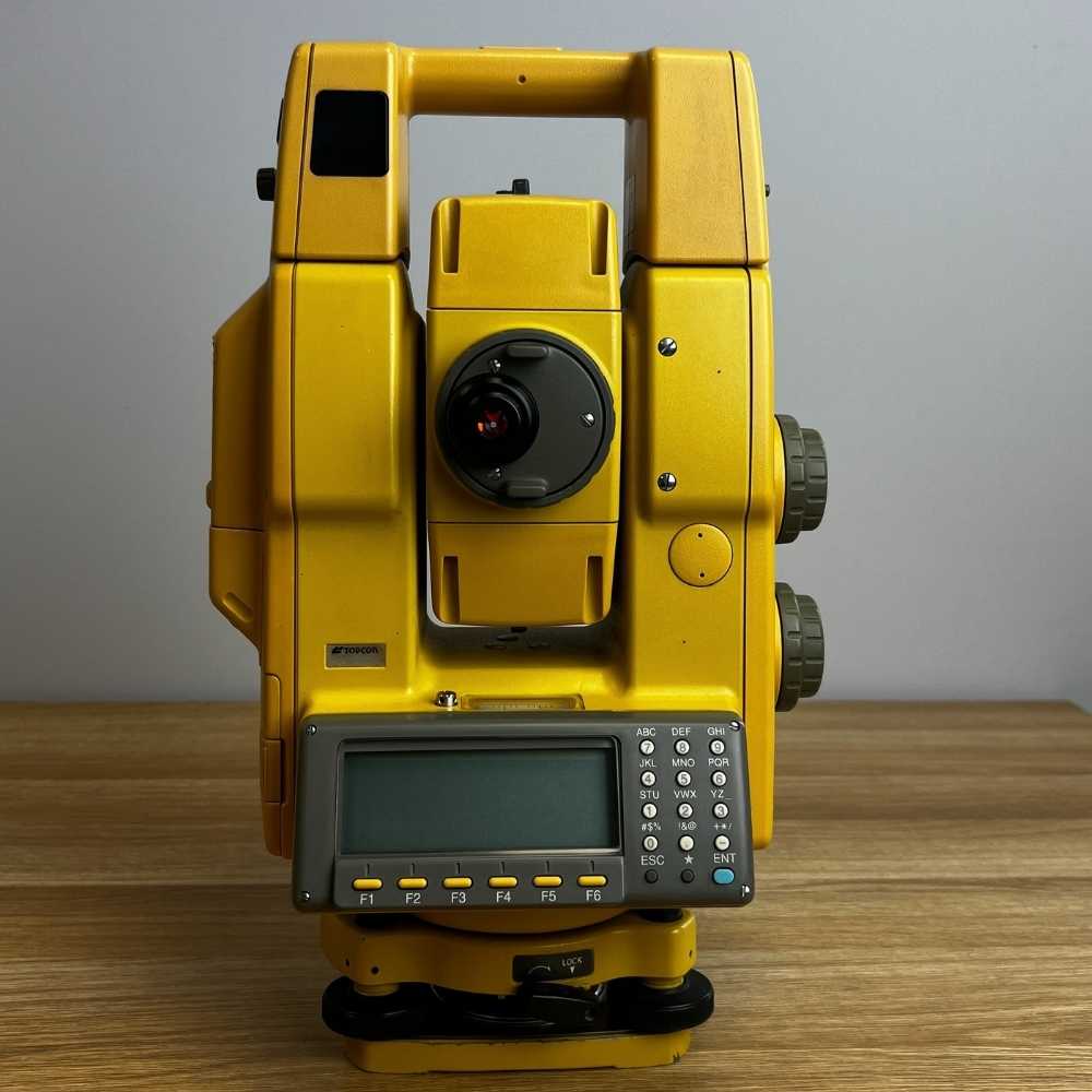Tachimetr Robotyczny Topcon GTS-8205A r. prod. 2003