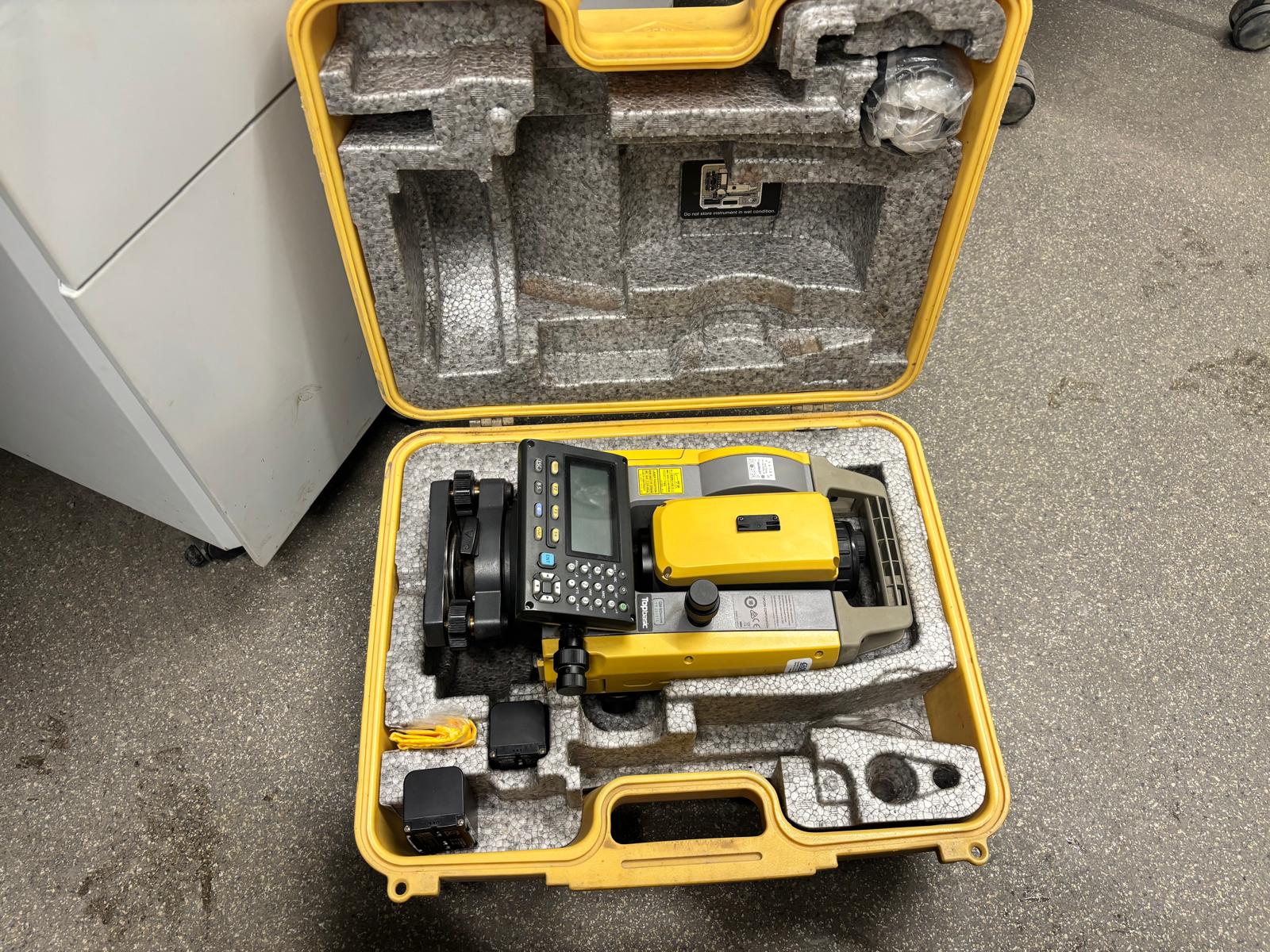 Tachimetr Topcon GM-55 (1”) | Rok 2020 | Badania do 11.2026