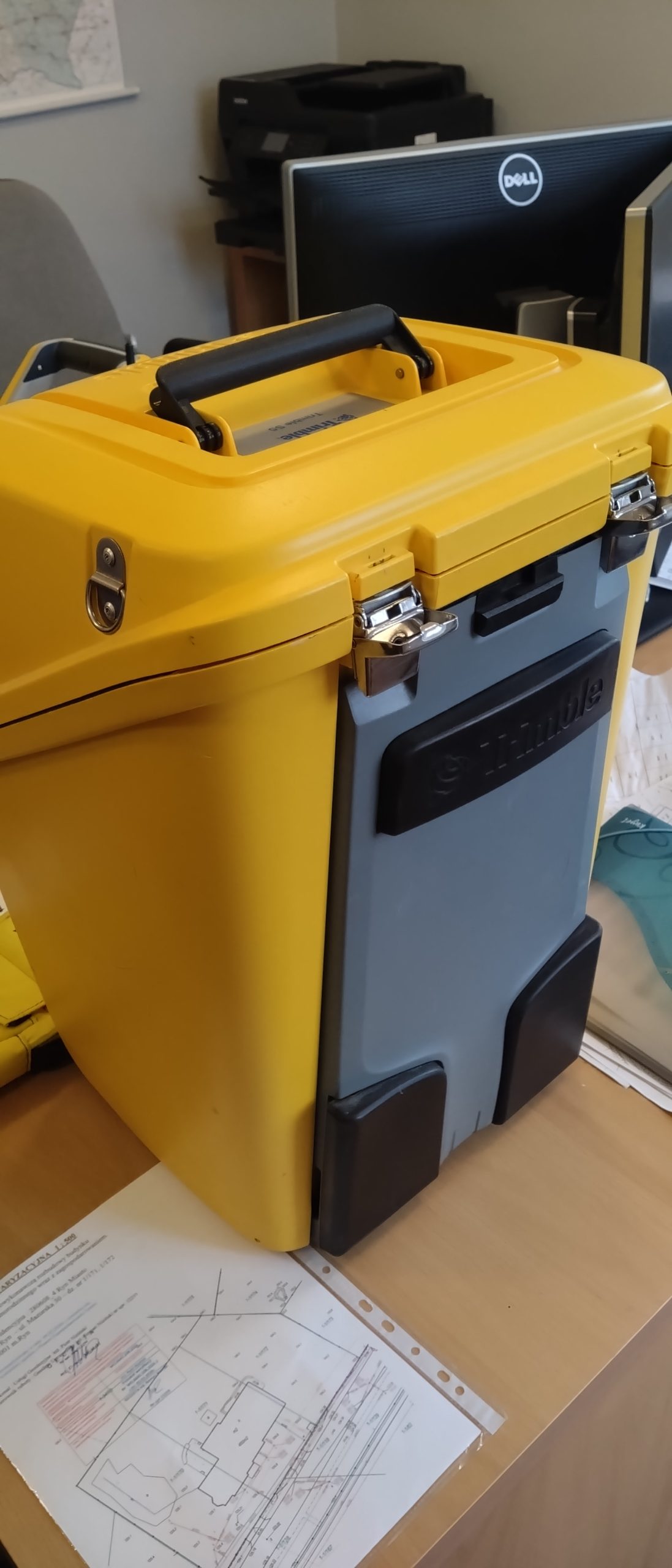 Tachimetr robotyczny TRIMBLE S5 ( 2021r. ) + TSC3 Access