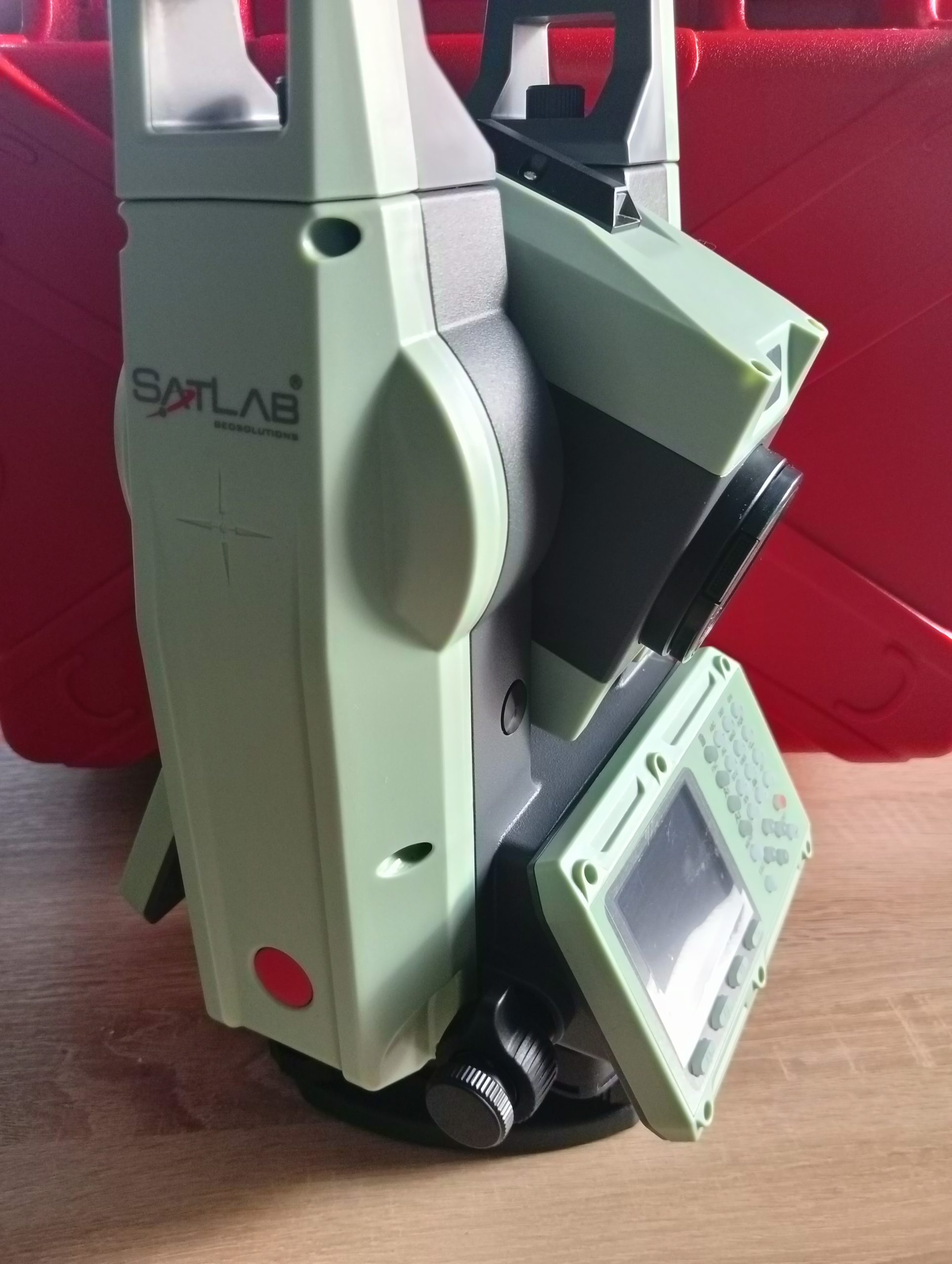 Satlab SLT10 tachimetr geodezyjny – nieużywany – komplet