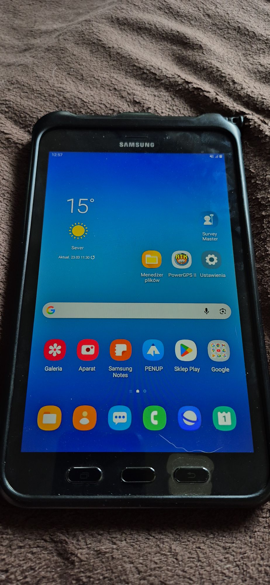 Odbiornik ComNav T300 Plus w zestawie pomiarowym