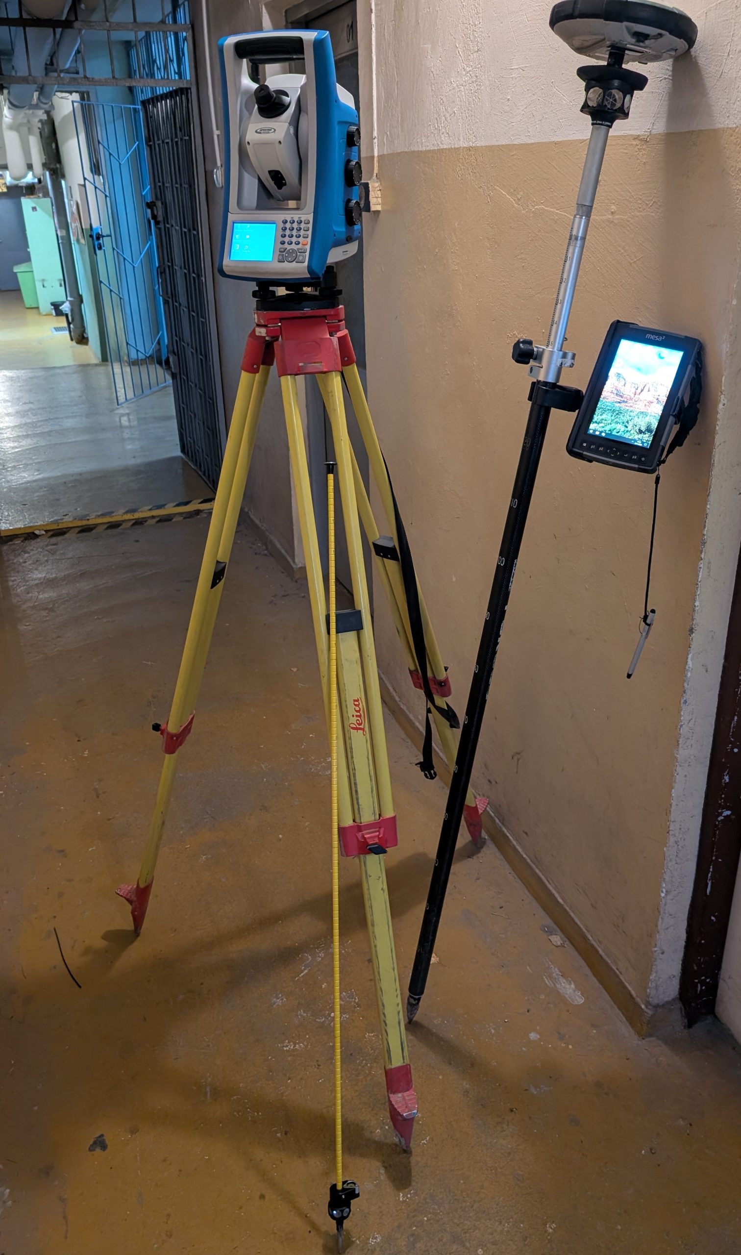 Zestaw Tachimetr Robotyczny + GPS