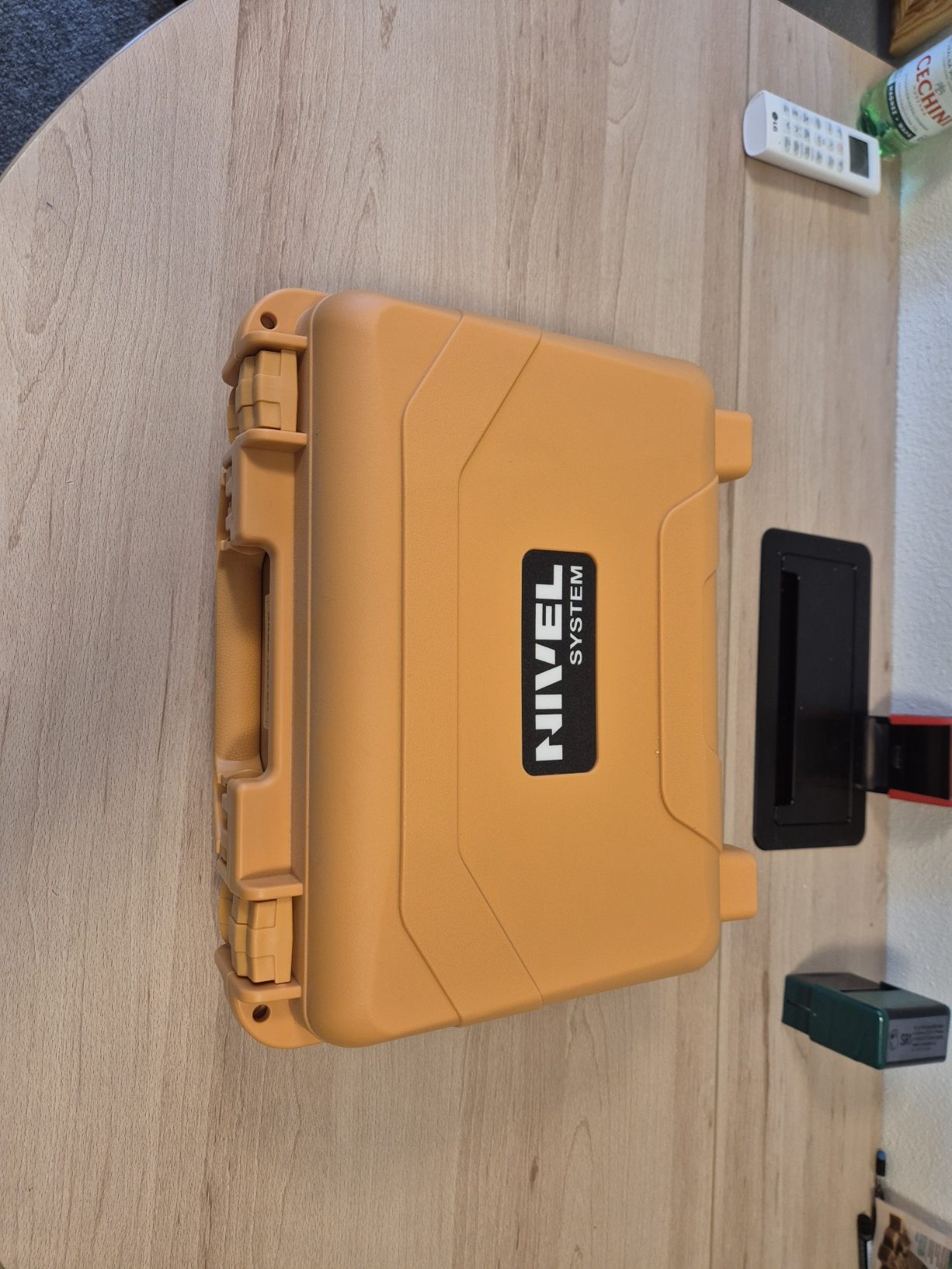 Odbiornik GNSS Nivel System Point 3 + kontroler NT-1024