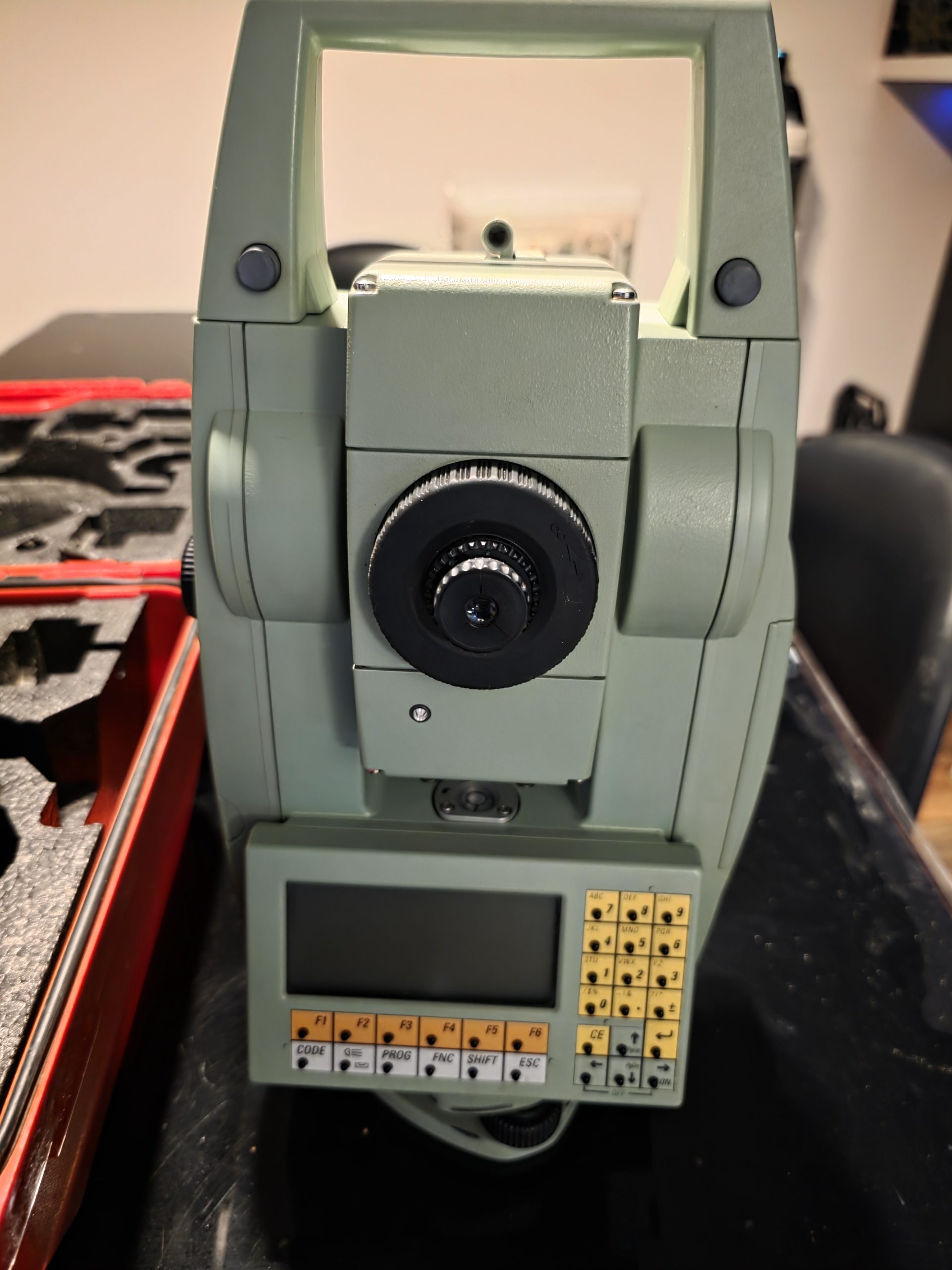 Tachimetr Leica TCRA 1103PLUS