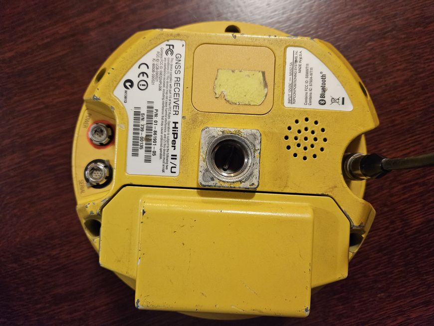 Sprzedam odbiornik TOPCON HiPer II z kontrolerem FC-250