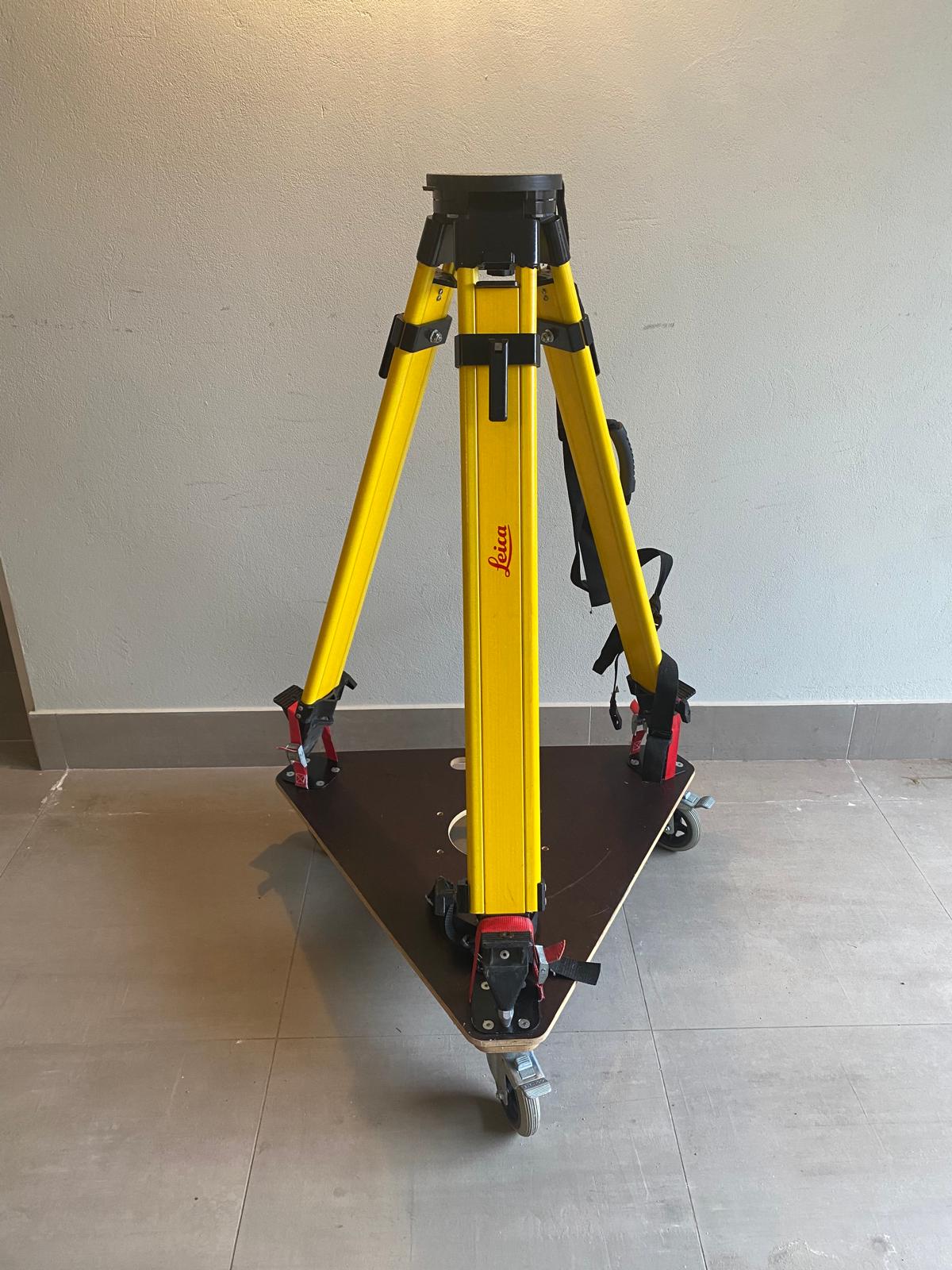 Profesjonalny Statyw Geodezyjny (Ciężki) + Mobilny Trójnik na Kółkach
