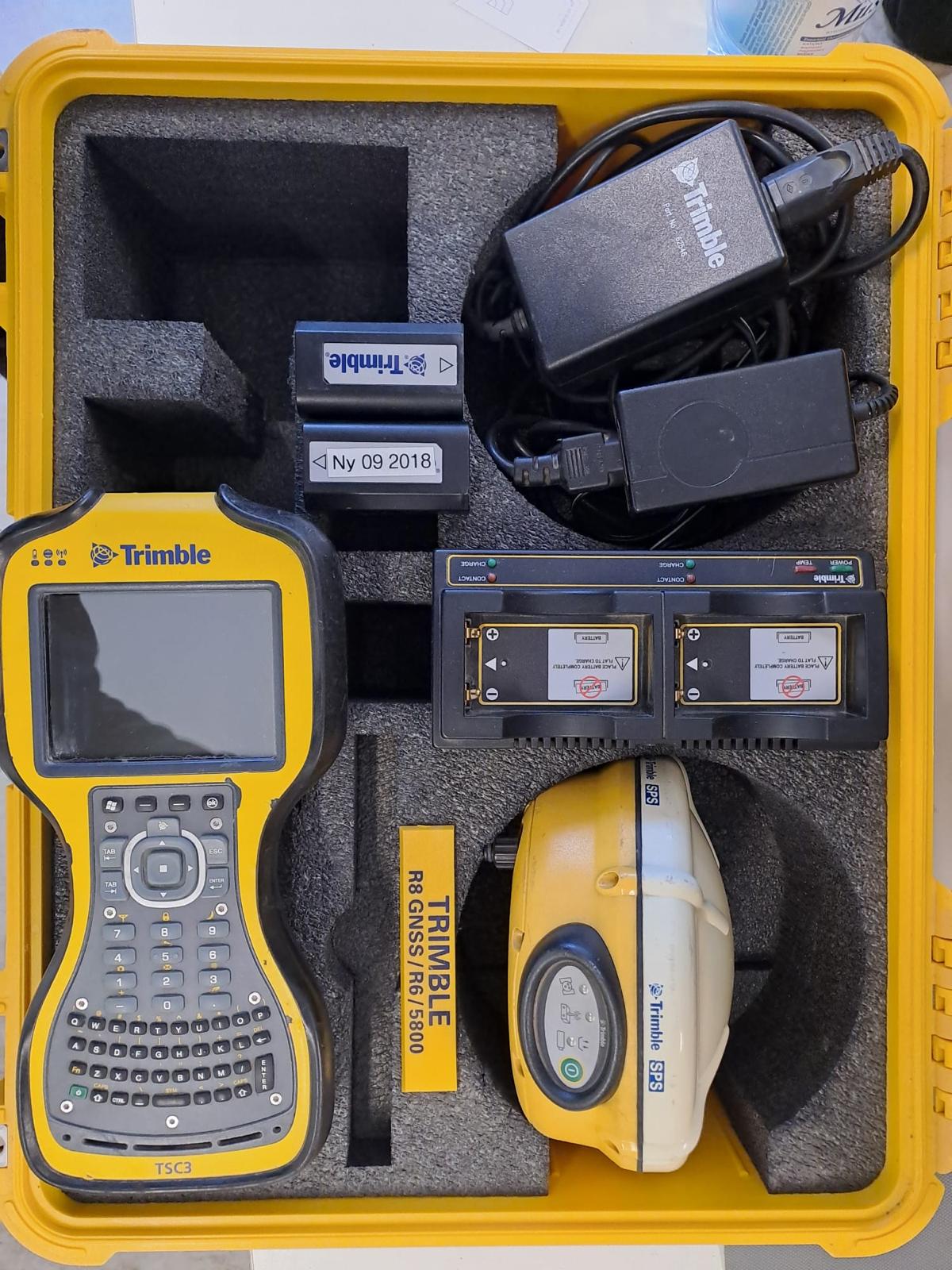 Odbiornik GNSS Trimble SPS881 z kontrolerem TSC2