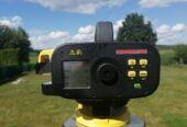 Leica Sprinter 150M, dwie łaty kodowane, statyw fiber glass, 2018.