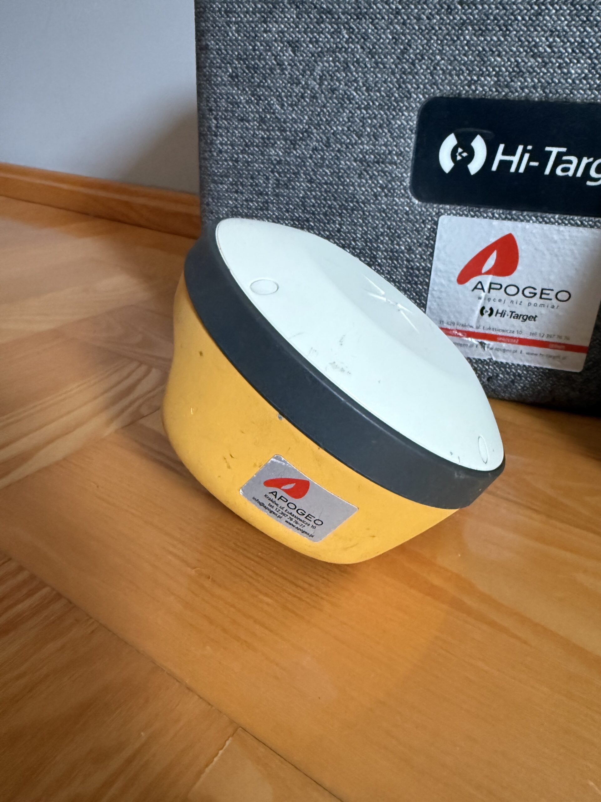 Zestaw geodezyjny Hi-Target V200 + iHand55