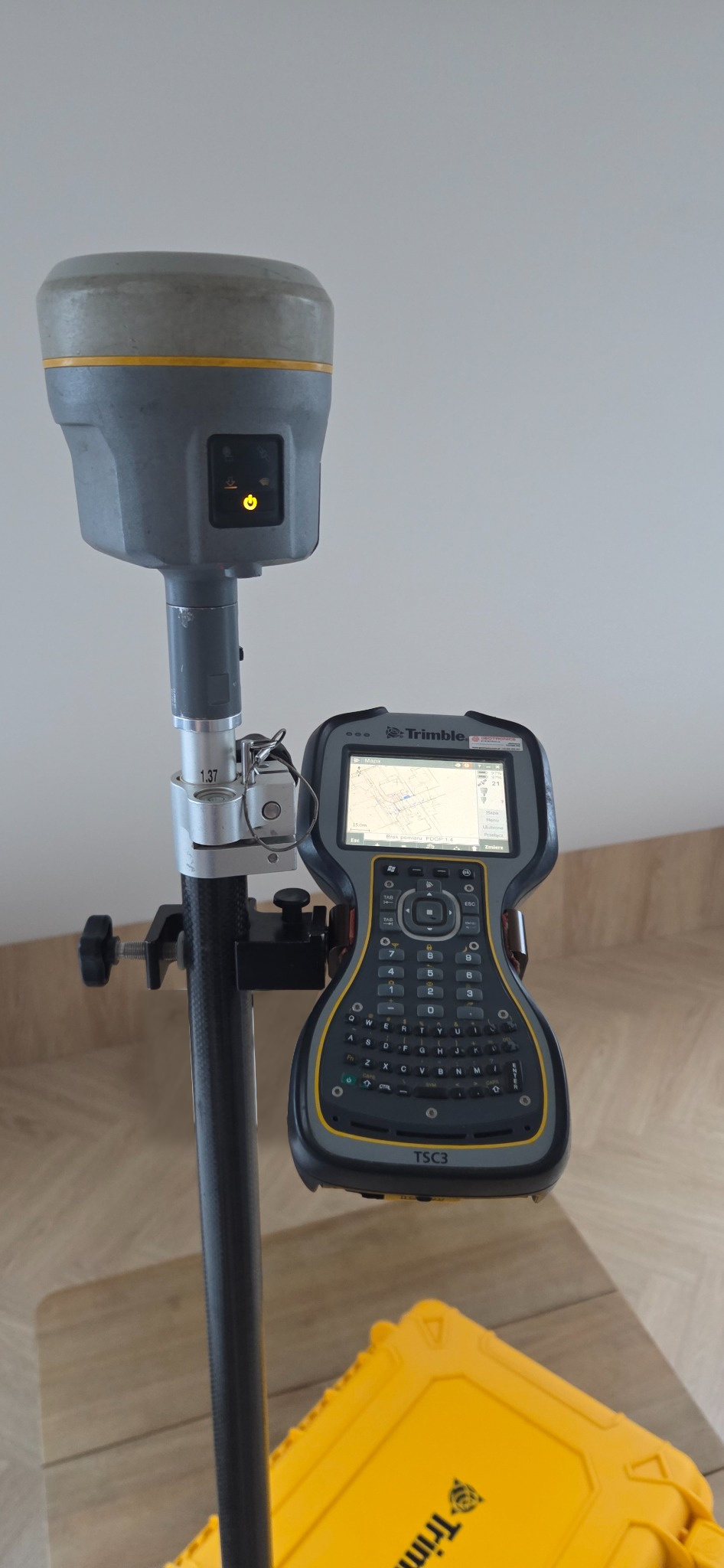 Trimble R10 Model 2 R10-2 + TSC3 | GNSS RTK | Access 2017.24 | FV
