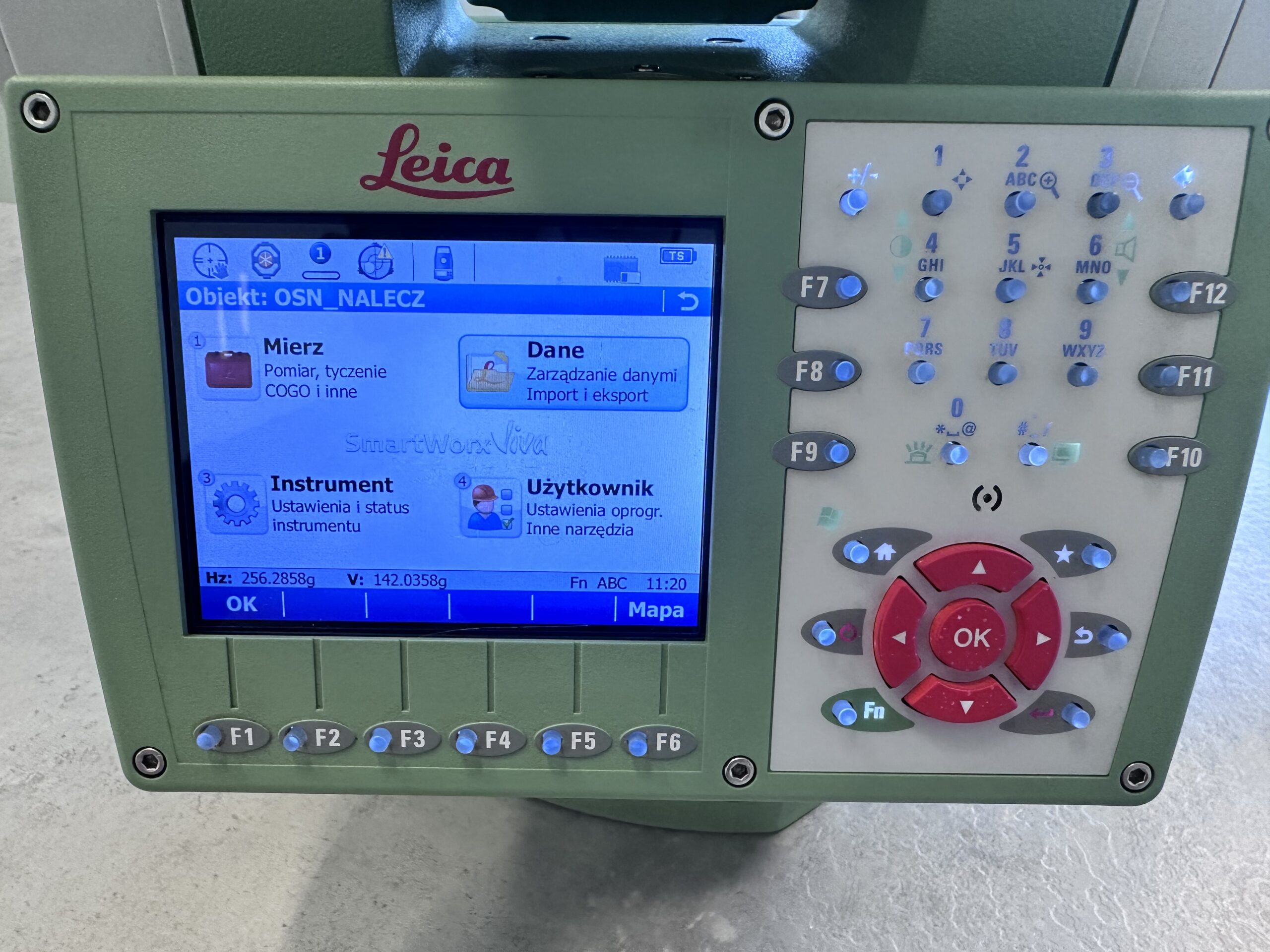 Tachimetr Leica VIVA TS11 5”
